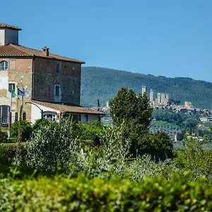 Castello Di Fulignano Aparthotel San Gimignano